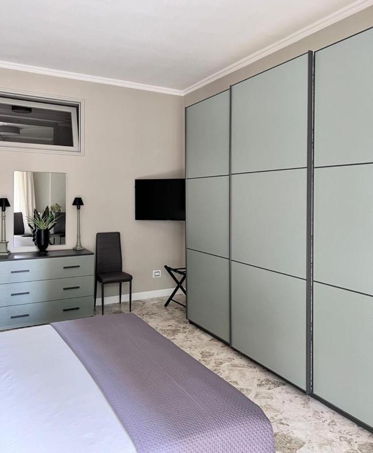 Appartement Visconti 90 à Bari Extérieur photo
