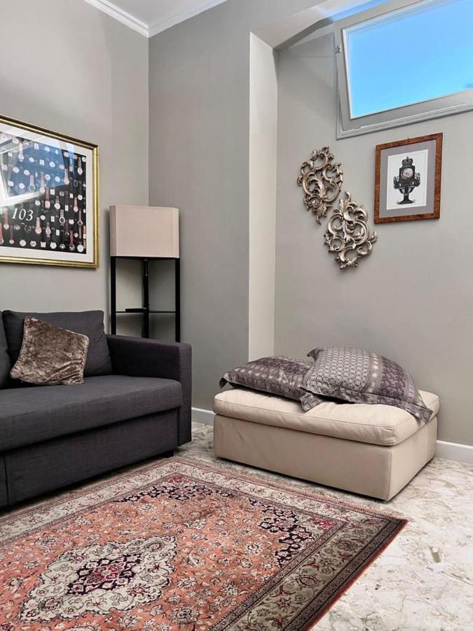 Appartement Visconti 90 à Bari Extérieur photo